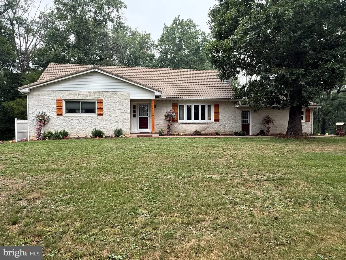 11 Wagner Drive, Mechanicsburg, PA 17050 - #1