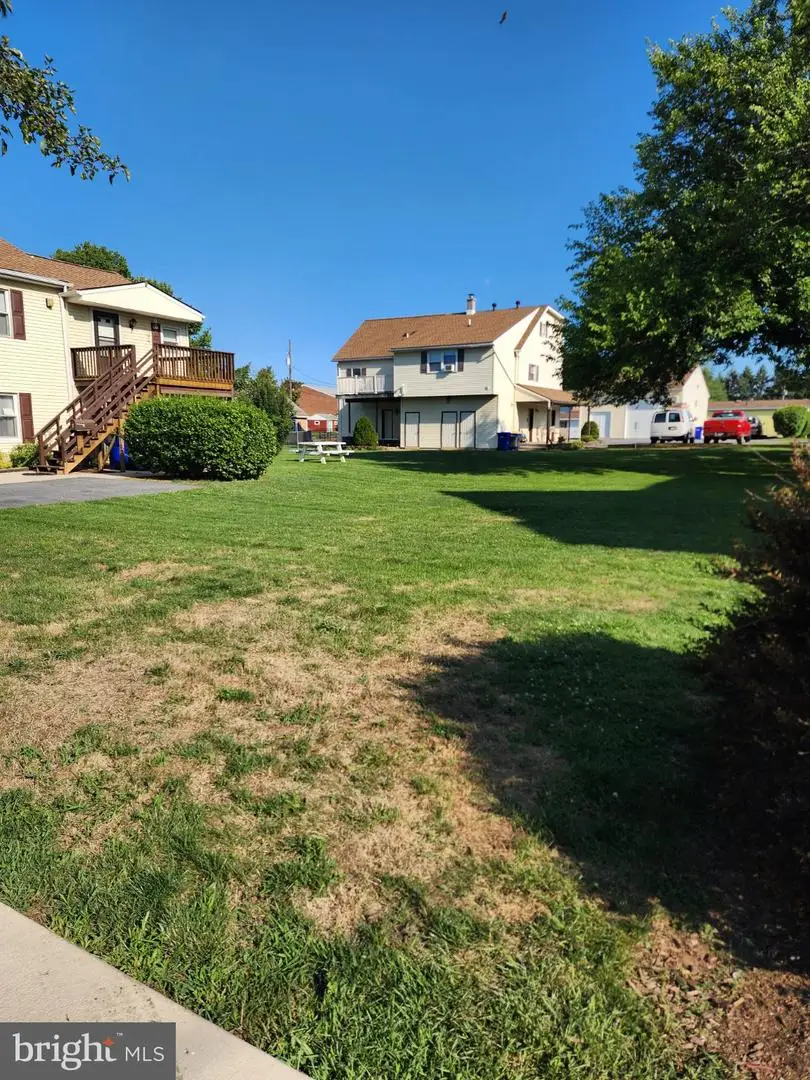 126 E Portland St, Mechanicsburg, PA 17055 - #3