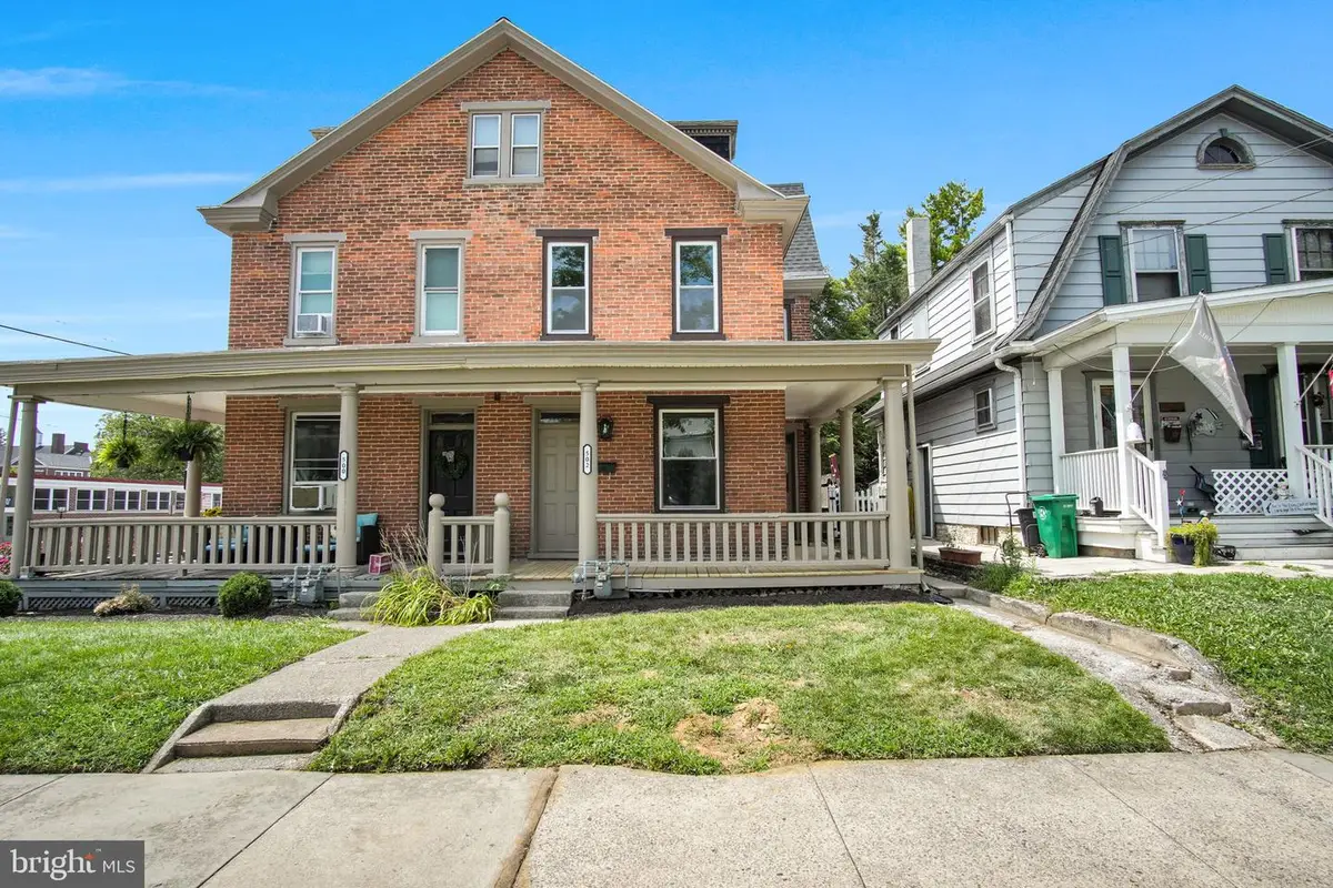 502 N College St, Carlisle, PA 17013 - #1