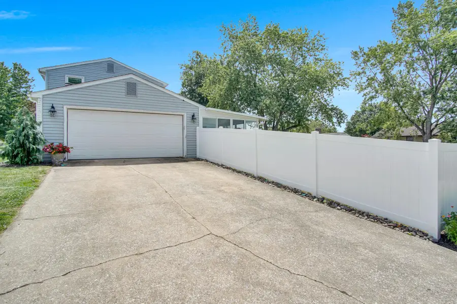 1924 Esther Dr, Carlisle, PA 17013 - #2