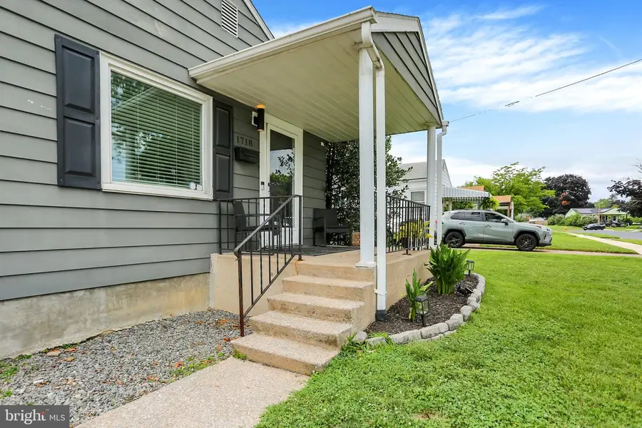 1718 Sherwood Rd, New Cumberland, PA 17070 - #3