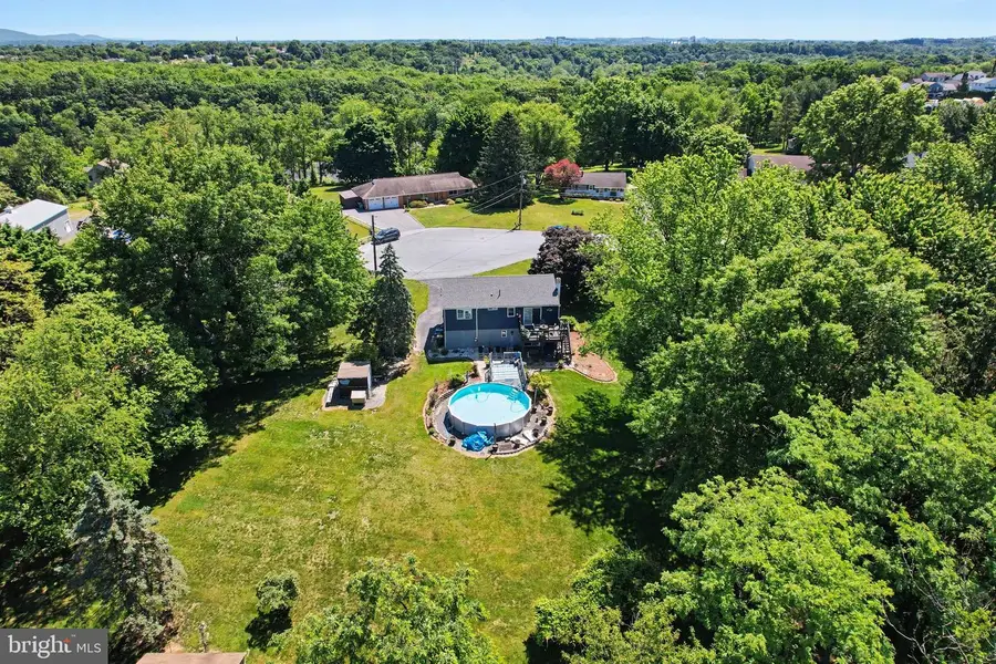 1560 Seltzer Ct, Mechanicsburg, PA 17050 - #2