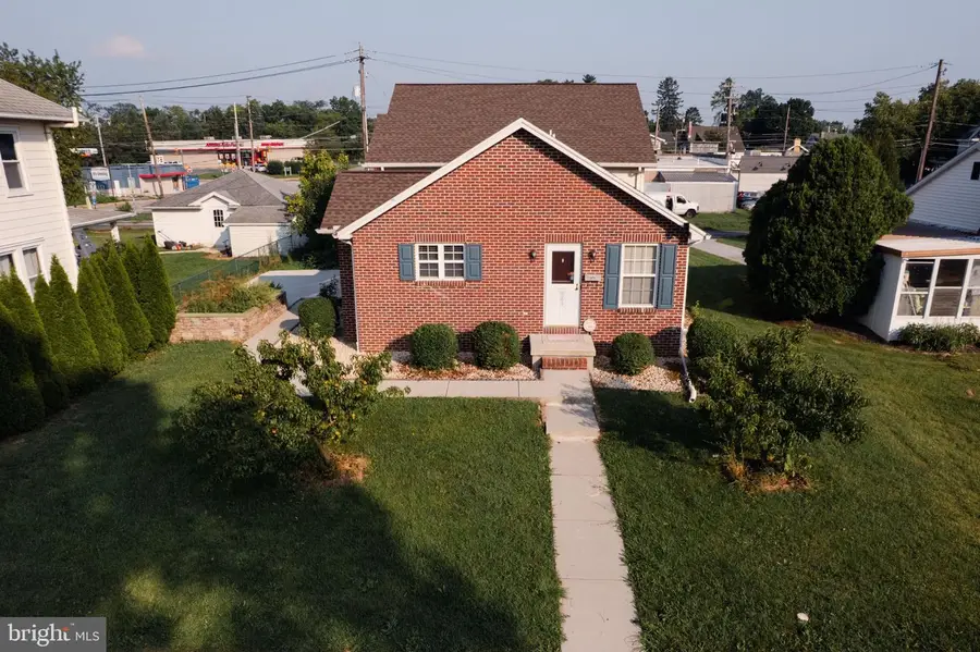 685 Hamilton St, Carlisle, PA 17013 - #2