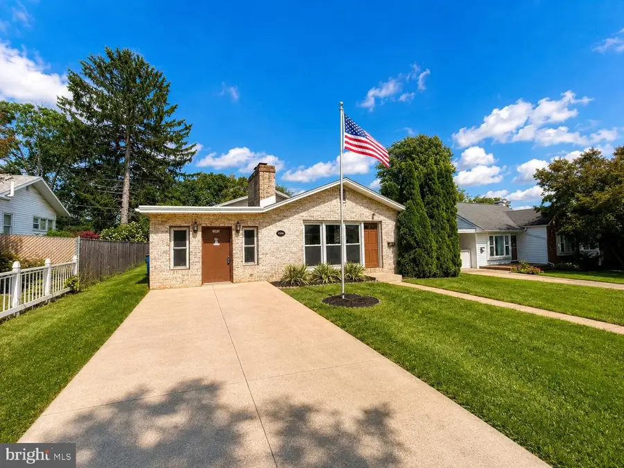 1300 Kelton Rd, Camp Hill, PA 17011 - #2