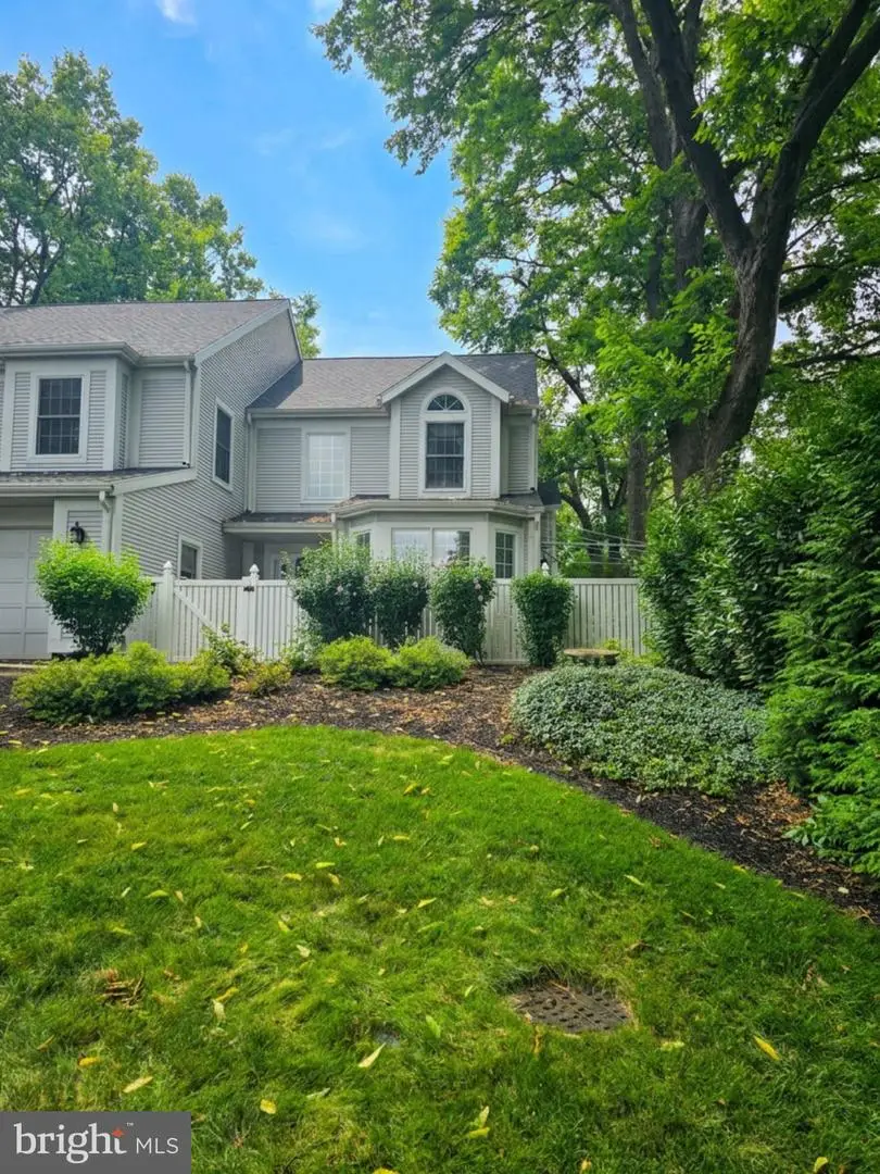 547 S 3rd St, Lemoyne, PA 17043 - #1
