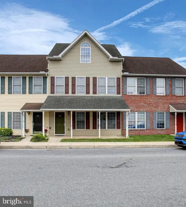 102 S Earl St, SHIPPENSBURG, PA 17257