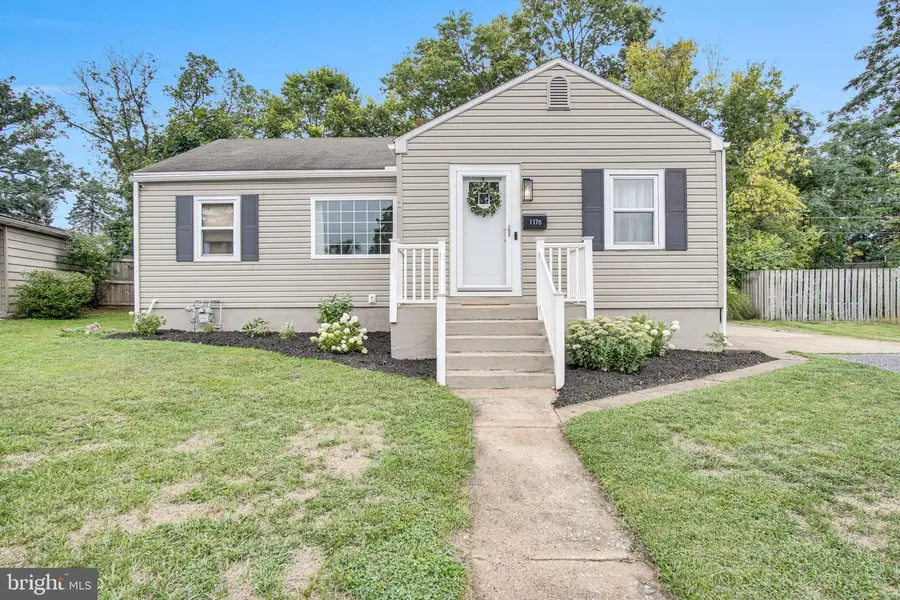 1176 Kingsley Rd, Camp Hill, PA 17011 - #2