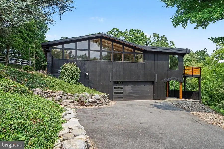 725 Vista Dr, Camp Hill, PA 17011 - #3