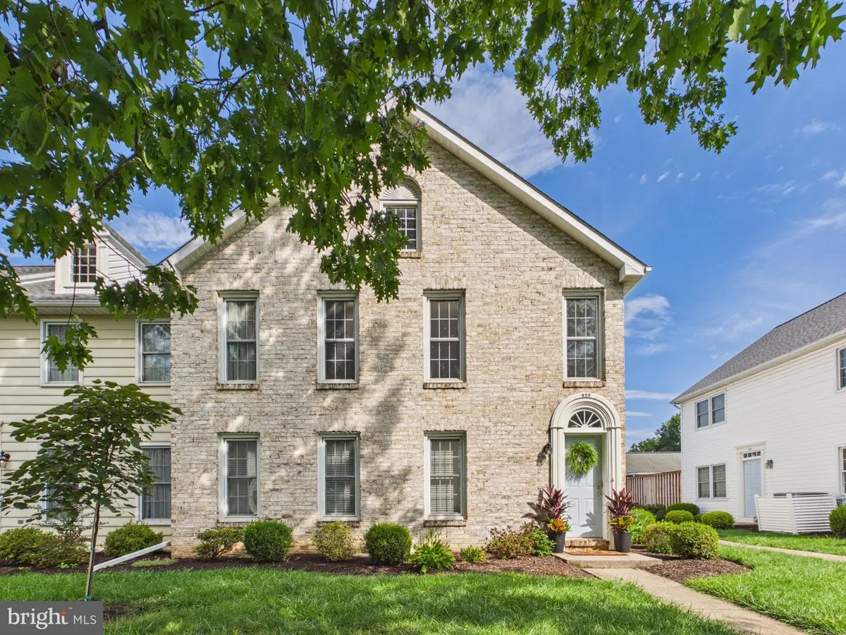 459 Delancey Ct, Mechanicsburg, PA 17055 - #1