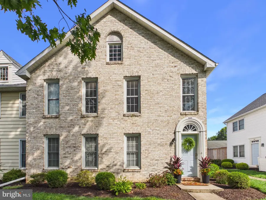459 Delancey Ct, Mechanicsburg, PA 17055 - #2