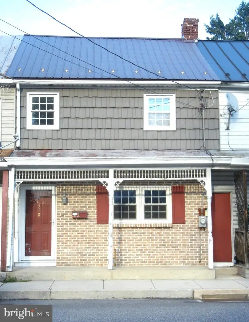 312 N Baltimore Ave, Mount Holly Springs, PA 17065 - #2