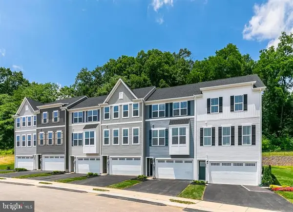 18 Rail Yard Dr, ENOLA, PA 17025