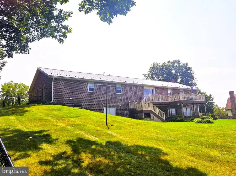 31 Byers Rd, Shippensburg, PA 17257 - #3