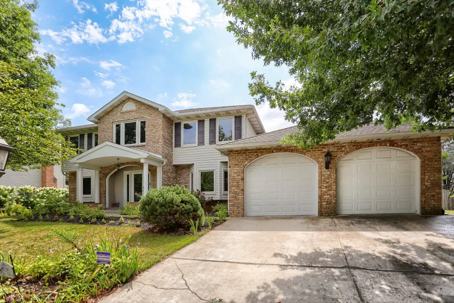 341 E Meadow Dr, Mechanicsburg, PA 17055 - #2