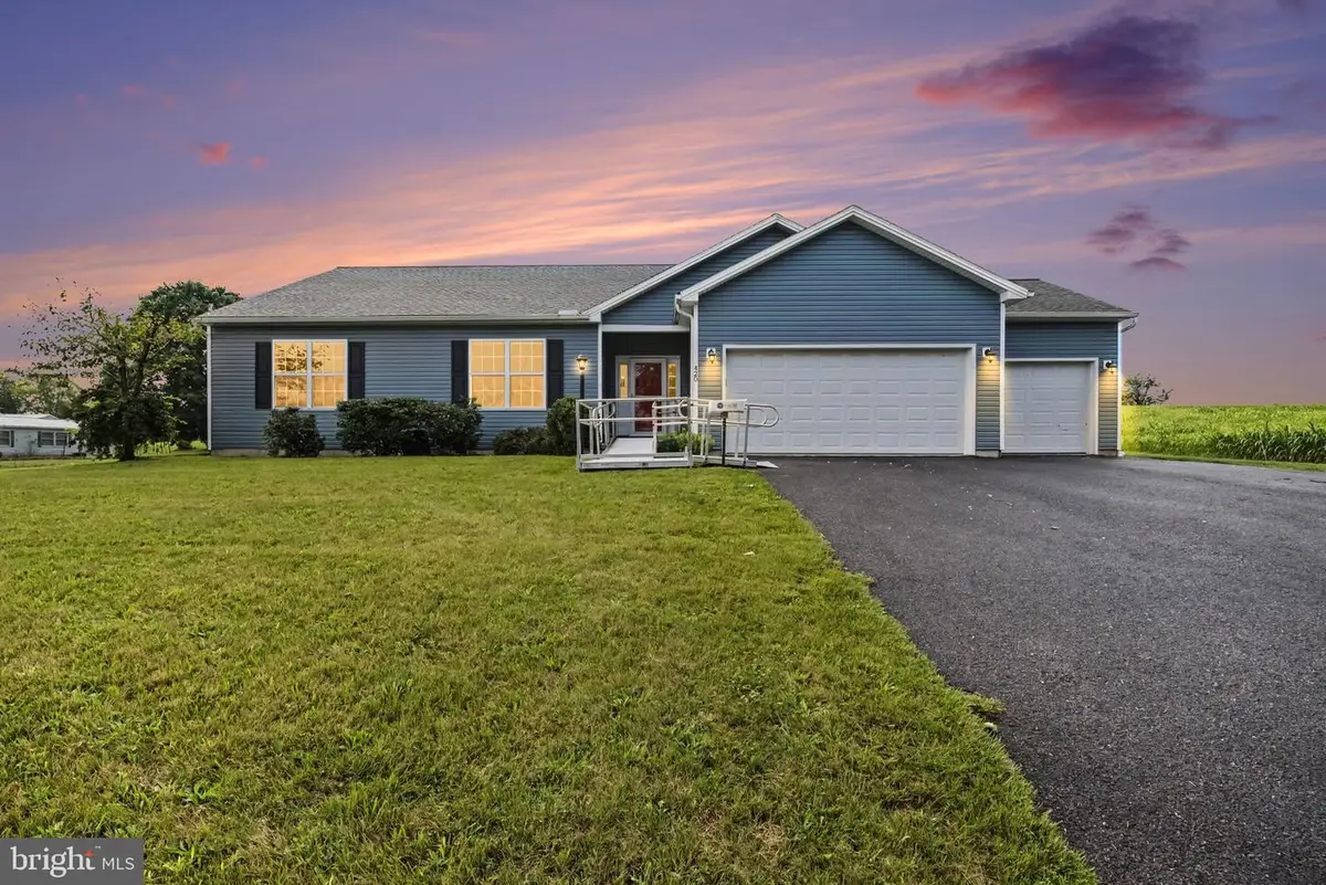 420 Cornman Rd, Carlisle, PA 17013 - #1