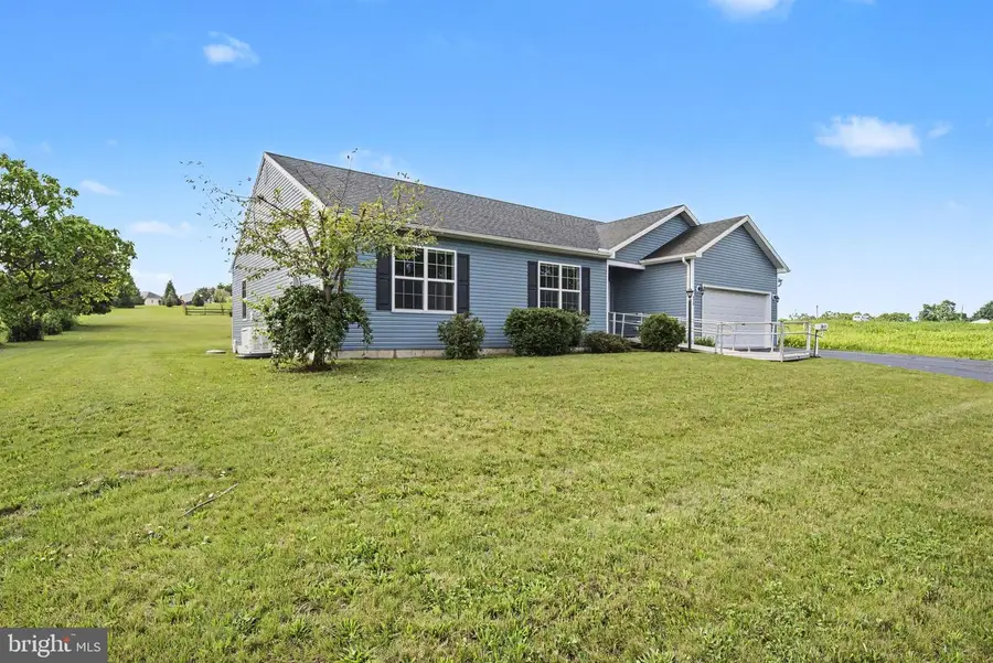 420 Cornman Rd, Carlisle, PA 17013 - #3