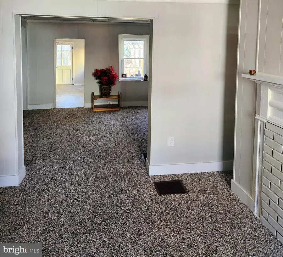 170 E North St, Carlisle, PA 17013 - #2