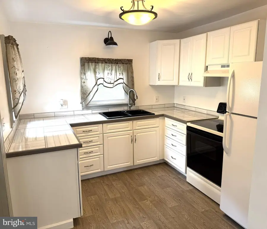 611 Walnut Bottom Rd, Shippensburg, PA 17257 - #2