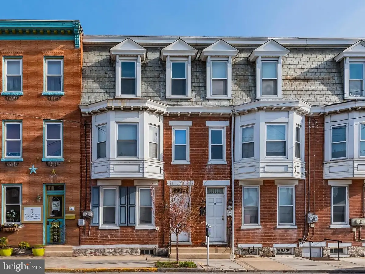 23 E Louther St, Carlisle, PA 17013 - #1