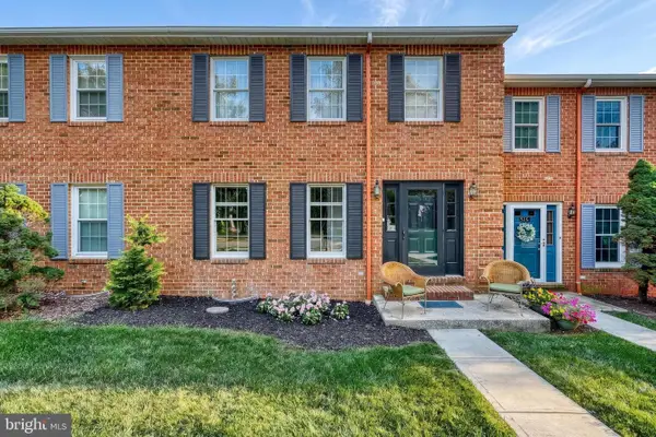 518 Allenview Dr, MECHANICSBURG, PA 17055