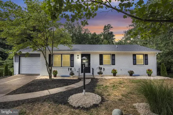 519 Lavina Dr, MECHANICSBURG, PA 17055