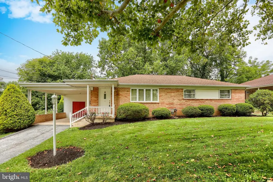 3 Karen Ct, Camp Hill, PA 17011 - #2