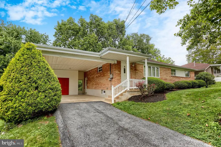 3 Karen Ct, Camp Hill, PA 17011 - #3