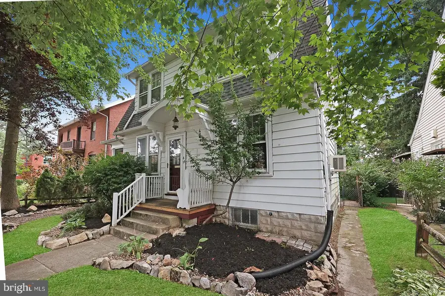 34 S 24th St, Camp Hill, PA 17011 - #3