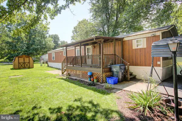182 Mohn Drive, SHIPPENSBURG, PA 17257
