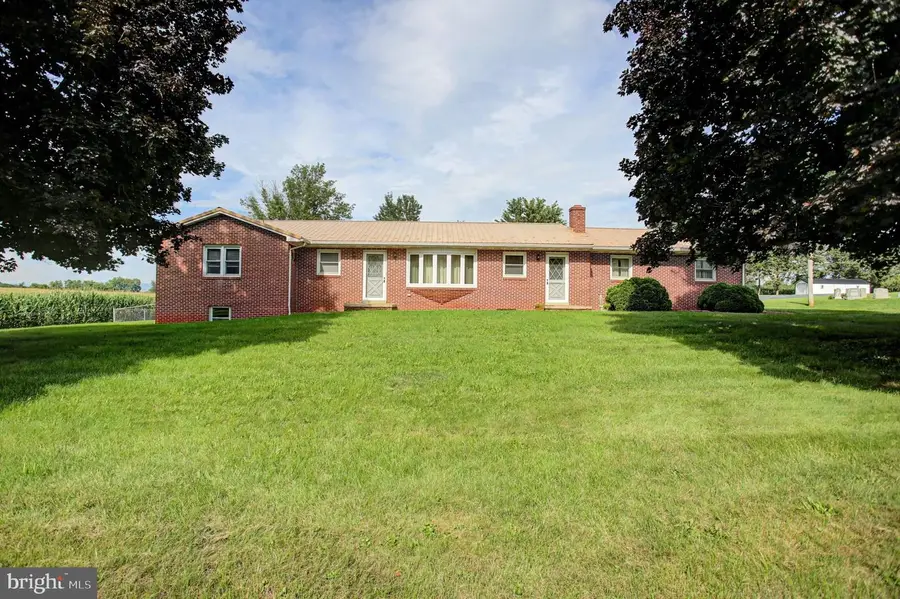 519 Oakville Rd, Shippensburg, PA 17257 - #2