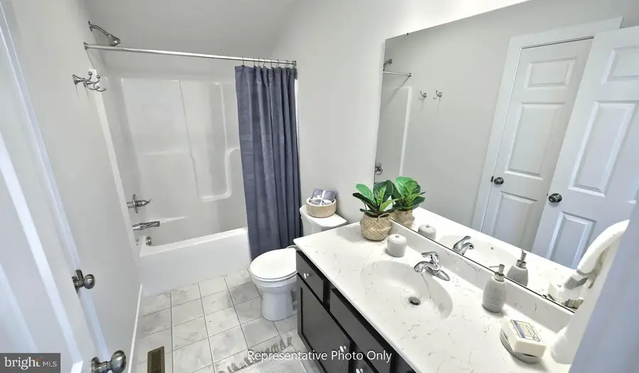 402 Morris Dr, Mechanicsburg, PA 17055 - #2