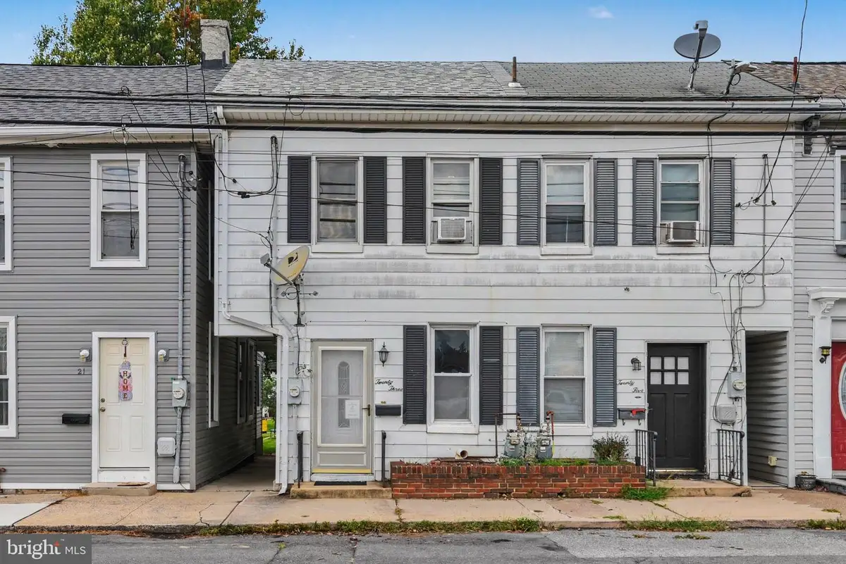 23 E Allen St, Mechanicsburg, PA 17055 - #1
