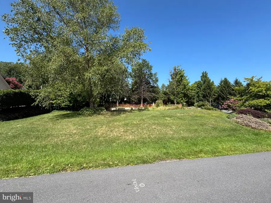 1098 Country Club Rd, Camp Hill, PA 17011 - #2