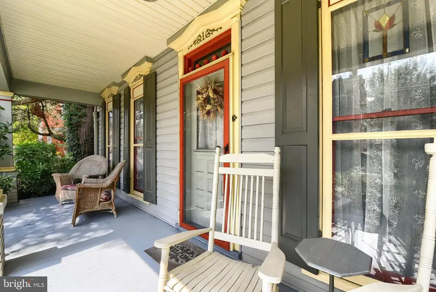 203 W 1st St, Boiling Springs, PA 17007 - #2