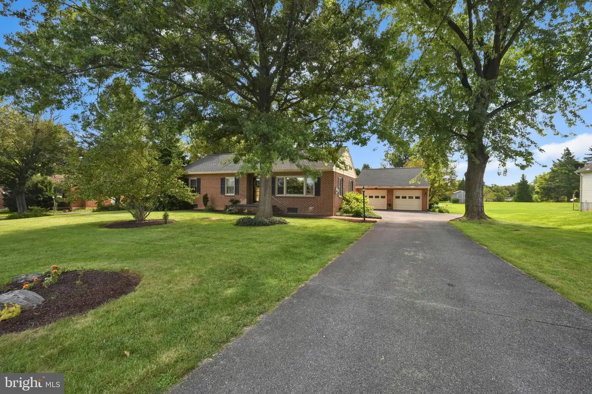 29 Fairfield St, Carlisle, PA 17013 - #1