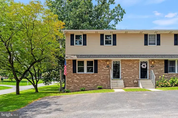 310 Fairview St, CARLISLE, PA 17015