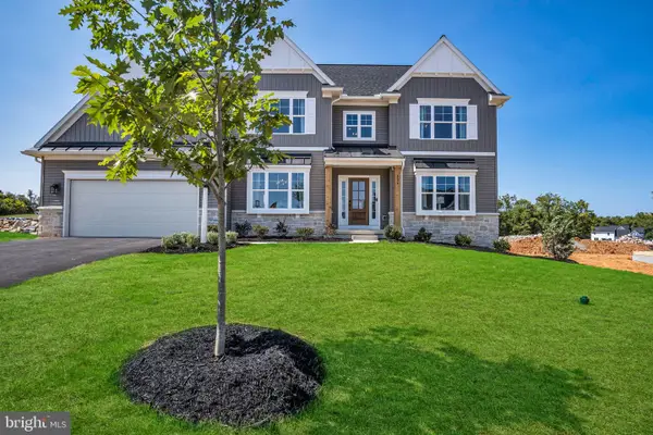 304 Asbury Ln, CARLISLE, PA 17015