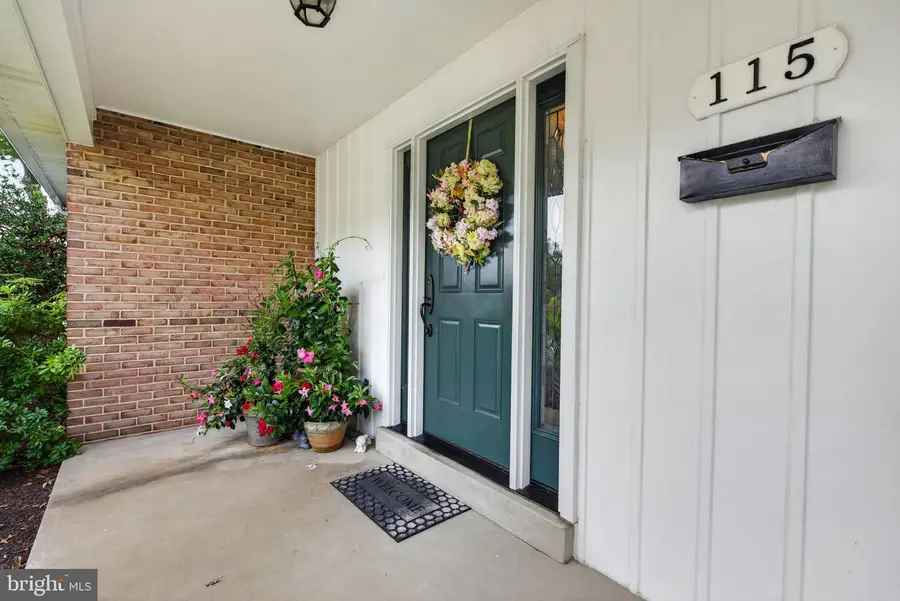 115 Valley View, New Cumberland, PA 17070 - #3
