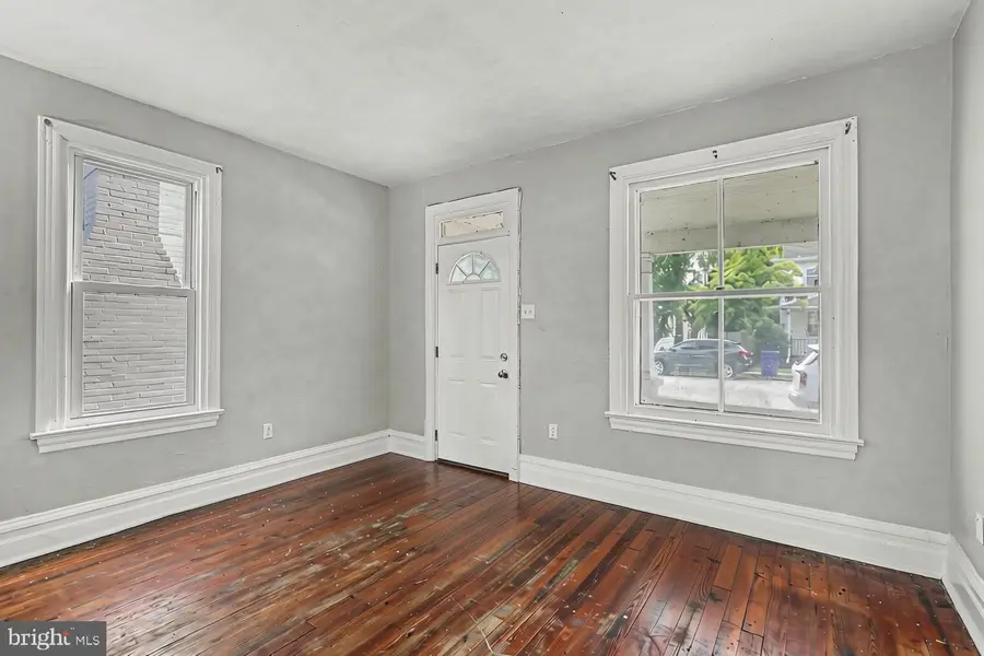 29 S 2nd St, Wormleysburg, PA 17043 - #2