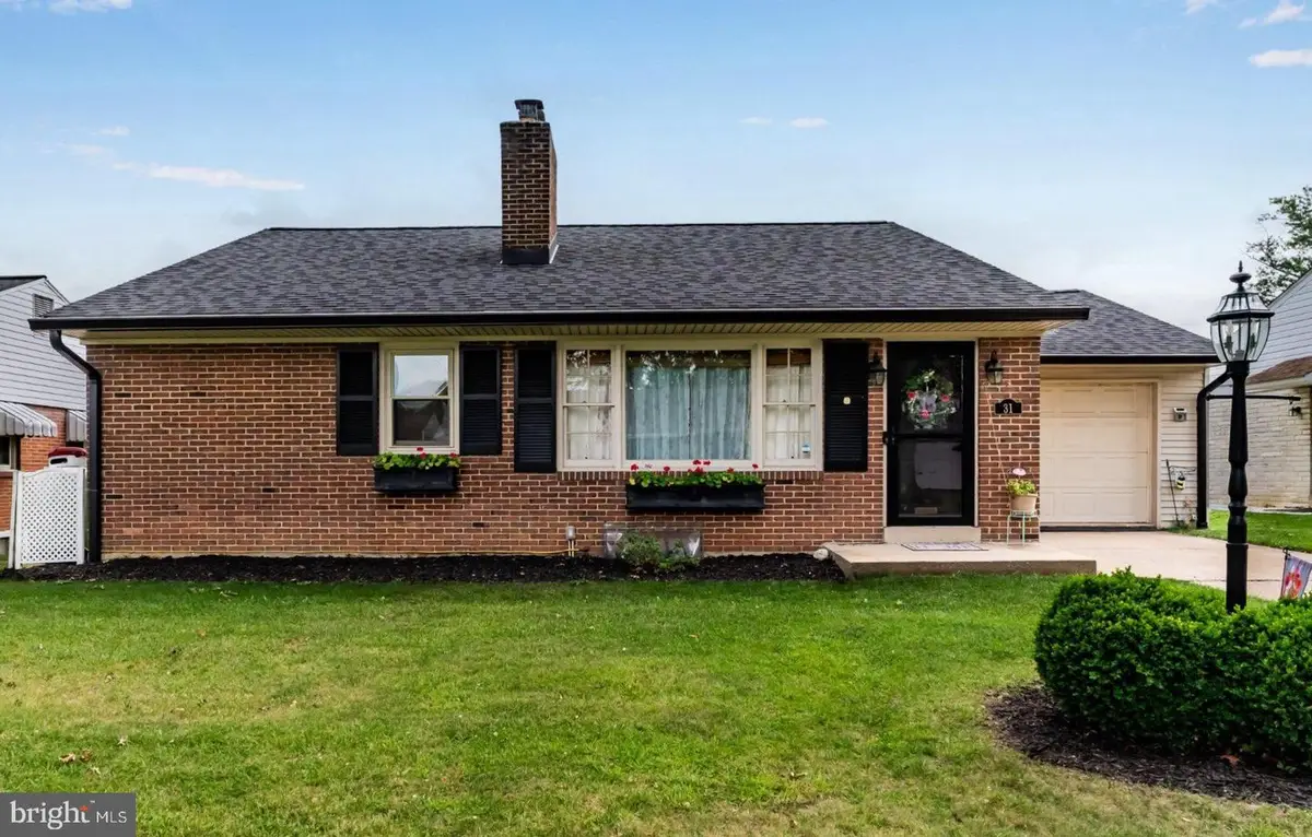 31 Fargreen Road Rd, Camp Hill, PA 17011 - #1
