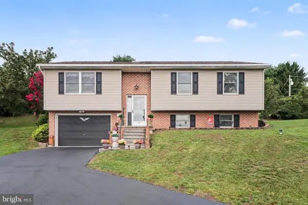 460 Stone Church Rd, CARLISLE, PA 17015
