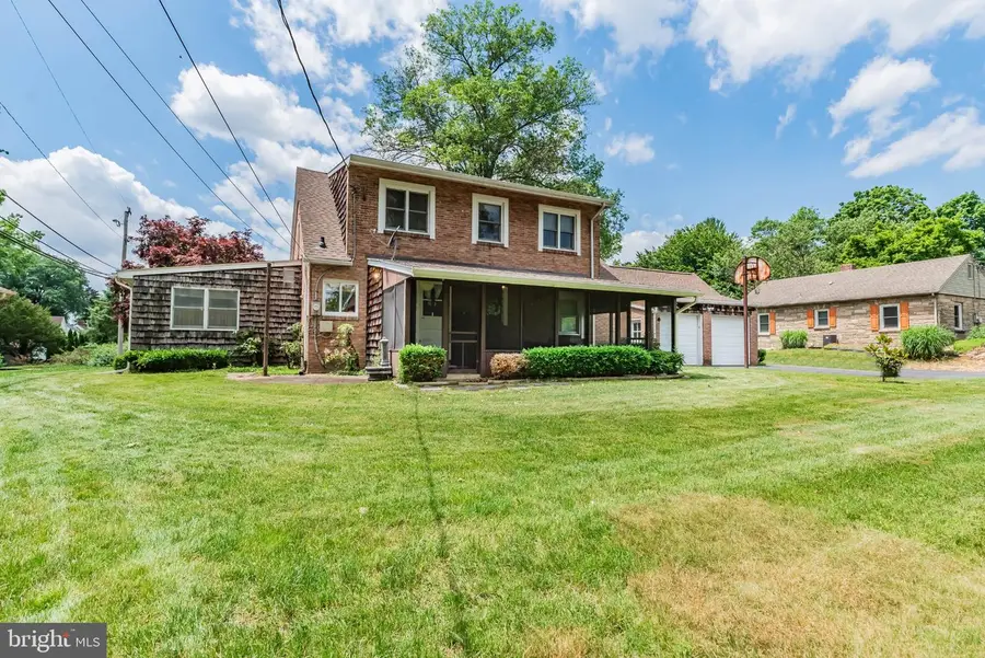 519 Devon Rd, Camp Hill, PA 17011 - #3