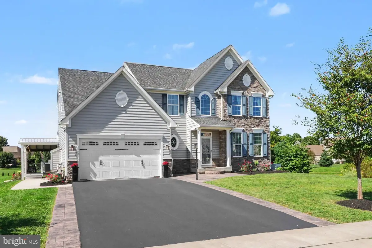 206 Tavern Blvd., Boiling Springs, PA 17007 - #1