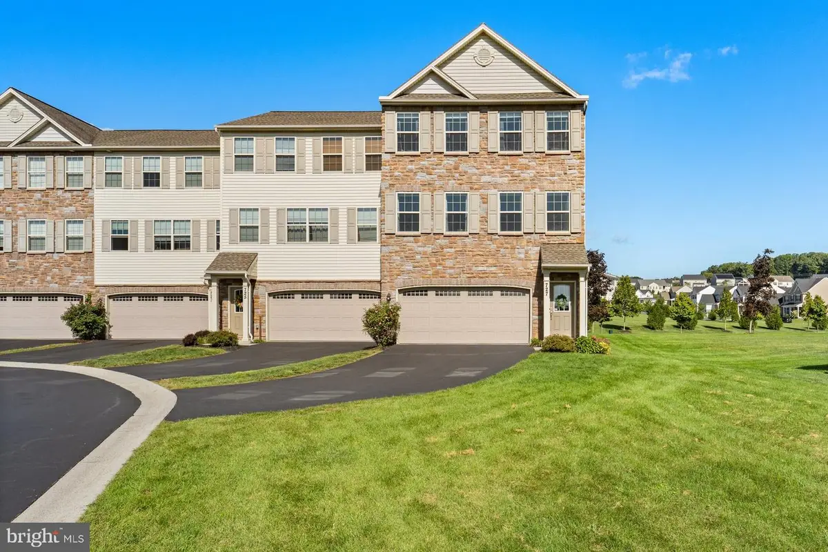 727 Jonathan Ct, Mechanicsburg, PA 17055 - #1