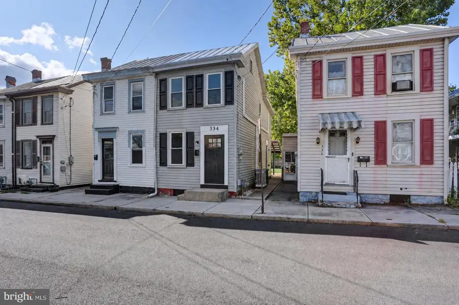 334 W Penn St, Carlisle, PA 17013 - #2