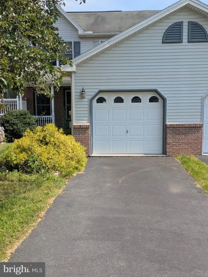5 Lismore Pl, Mechanicsburg, PA 17050 - #2