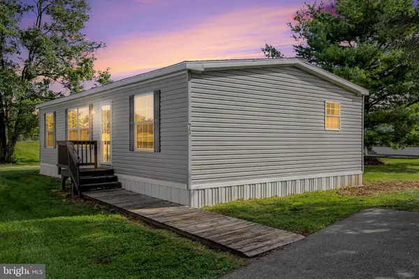 901 S Spring Garde St #lot 76, CARLISLE, PA 17015