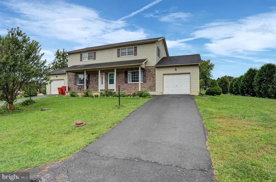 3 Holly Ct, Shippensburg, PA 17257 - #2