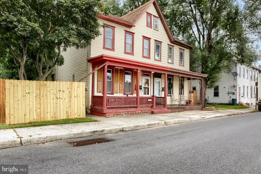 249 Lincoln St, Carlisle, PA 17013 - #2