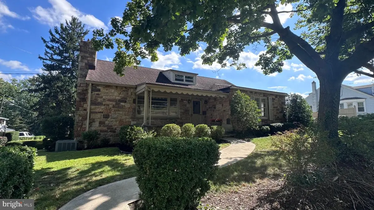 107 Valley Rd, Enola, PA 17025 - #1